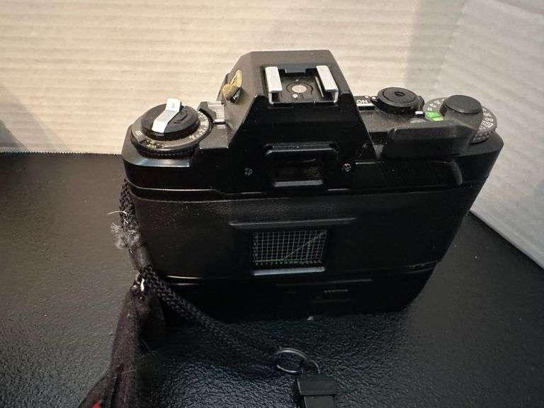 Ricoh KR 30 SP 35mm camera with extra flash