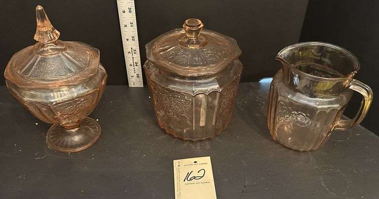 3 pieces of depression glass