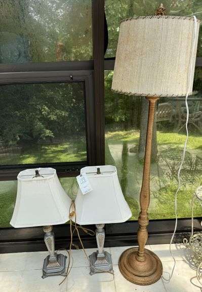 3 lamps
