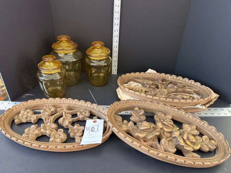 Canisters and decor