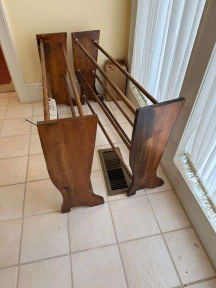Shoe racks