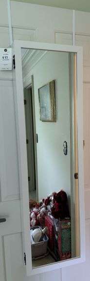 Hanging mirror