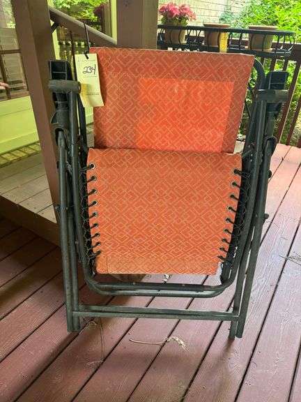 Lawn chair