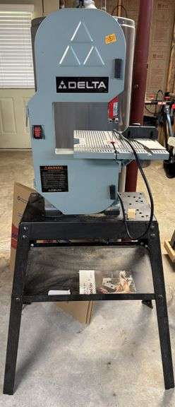 Delta band saw