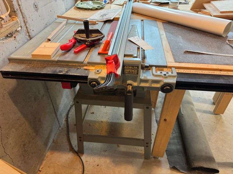 Delta table saw, extensions