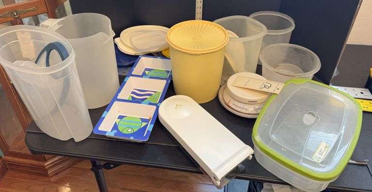 Plastic containers