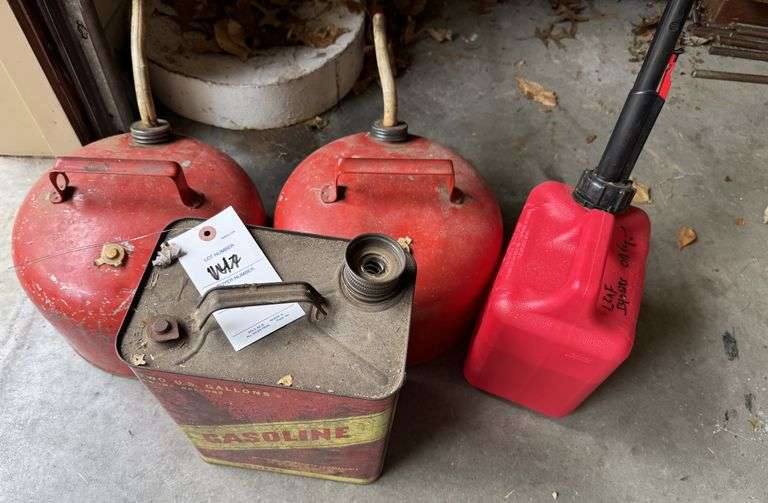 4 gas jugs