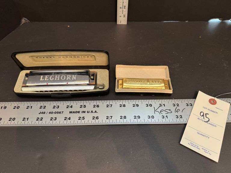 2 harmonicas