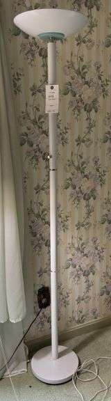 Floor lamp