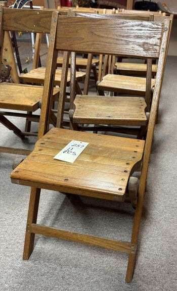 11 wooden folding chairs
