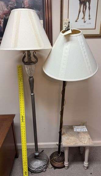 2 floor lamps