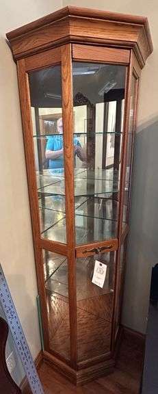 Curio cabinet