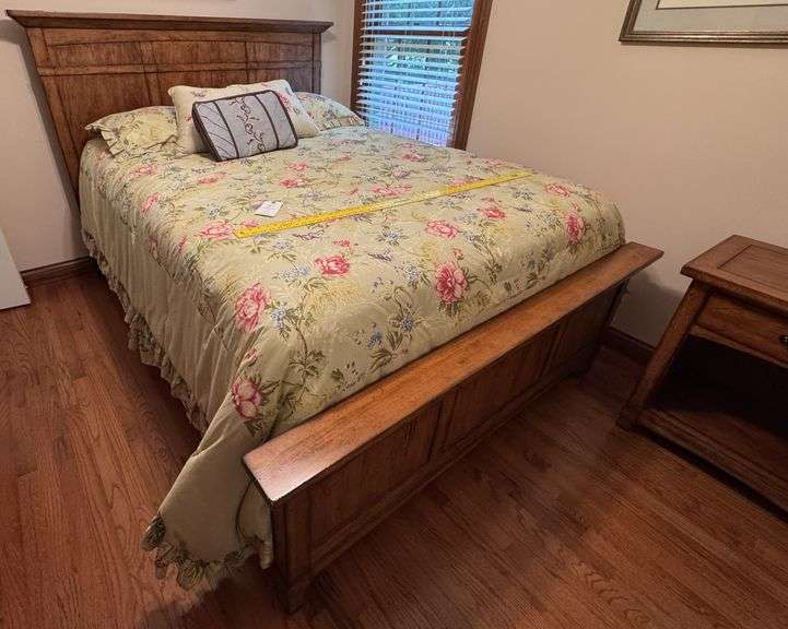 American Drew 4 pc Bedroom suite