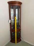 Corner curio cabinet