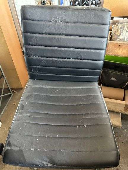 4 Black Chairs