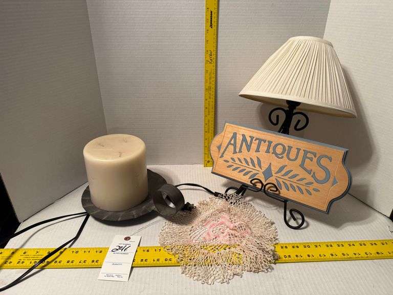 Decor, lamp