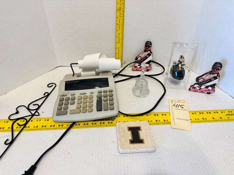 Dale, bell, calculator