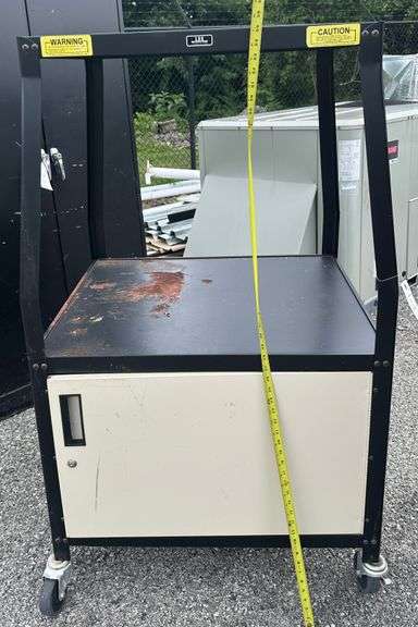 Tv cart