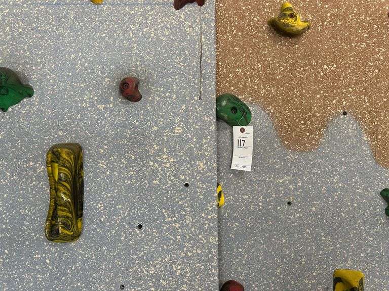 5 climbing wall panels 4'x8'