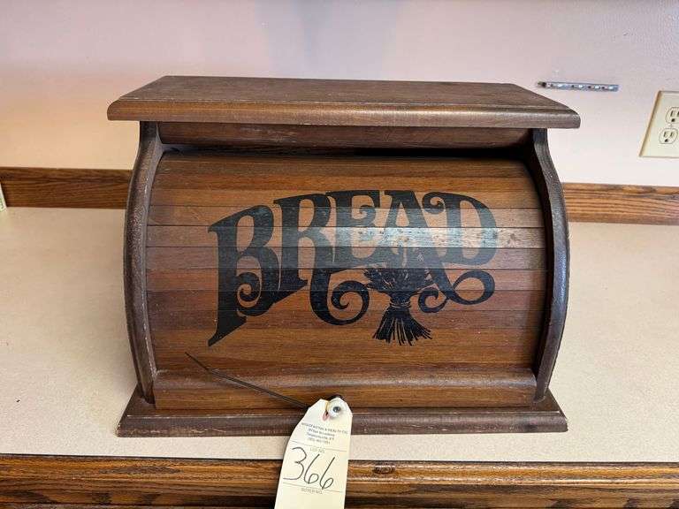 Bread box
