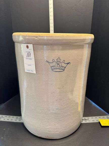 Blue crown #15 crock