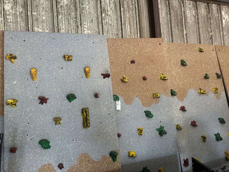 5 climbing wall panels 4'x8'