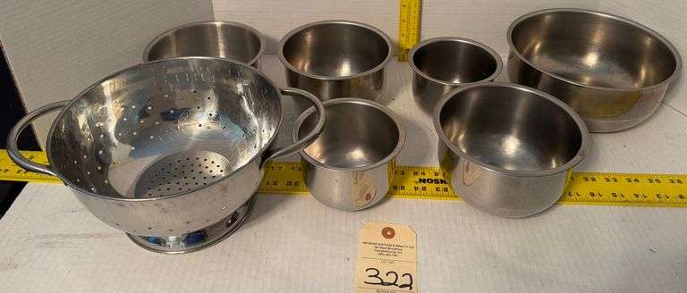 Mixing bowls and a strainer