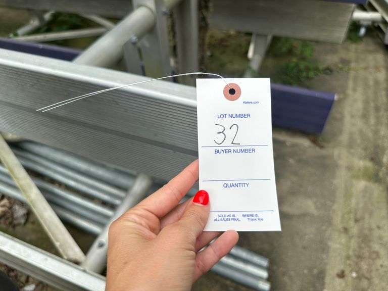 4 rise 21' aluminum bleacher