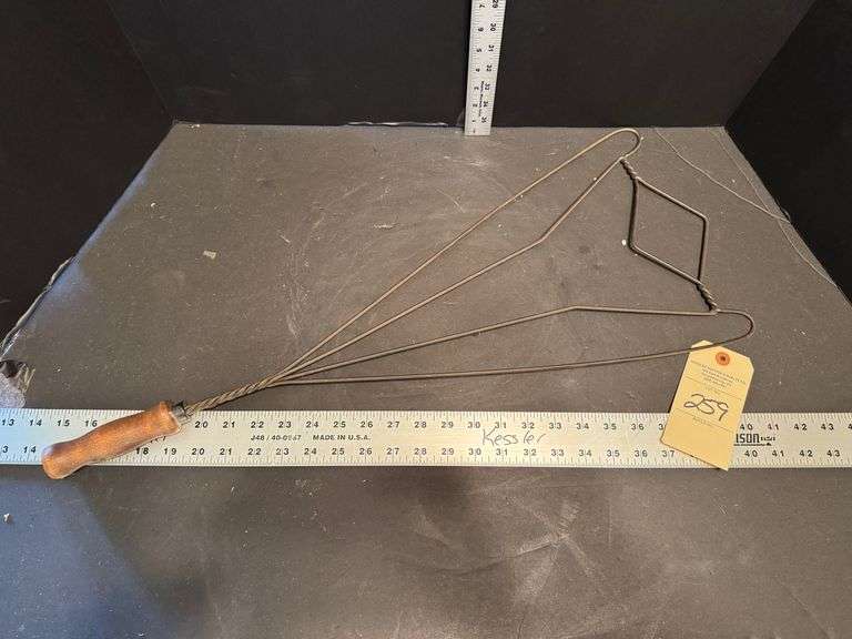 Rug beater