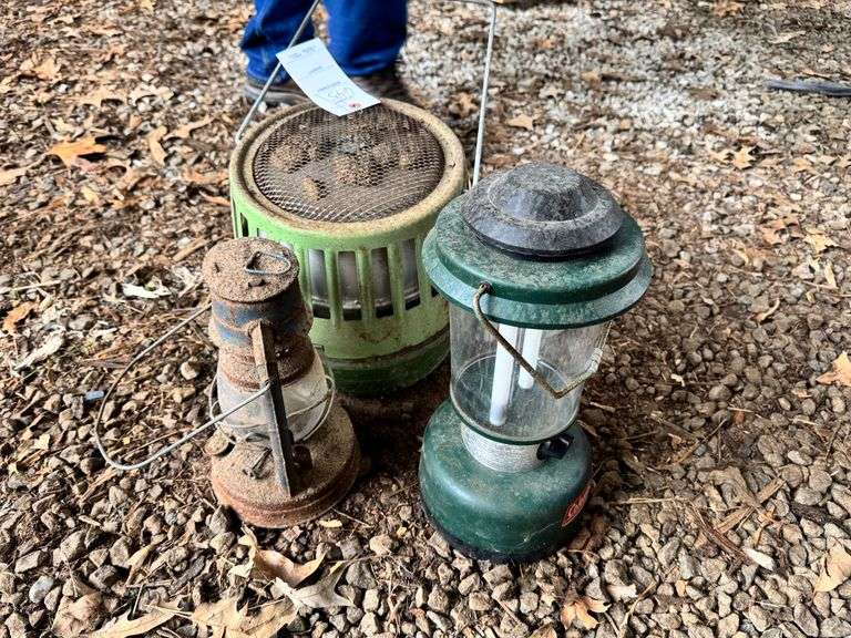 2 lanterns and heater