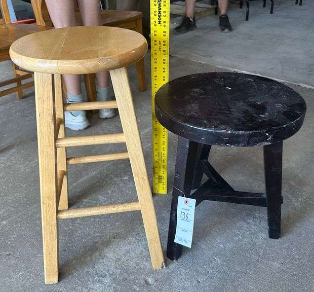 2 stools