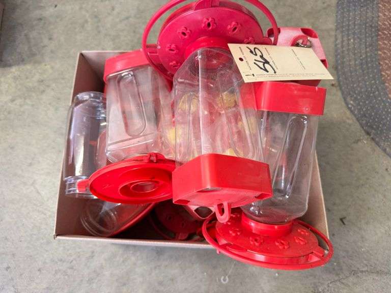 Hummingbird feeder