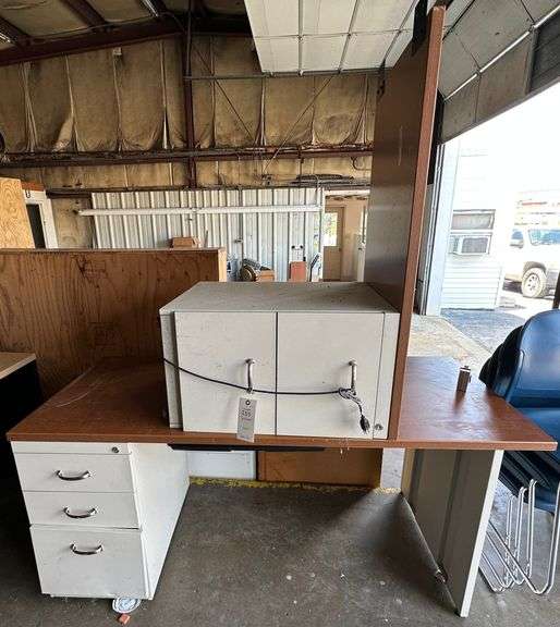 Desk with a Return