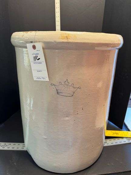 Blue crown #20 crock