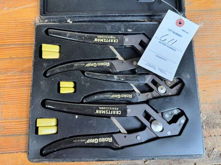 Craftsman pliers