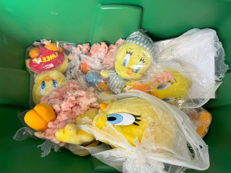 Tote of tweety birds