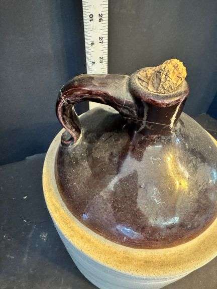 Western stoneware jug