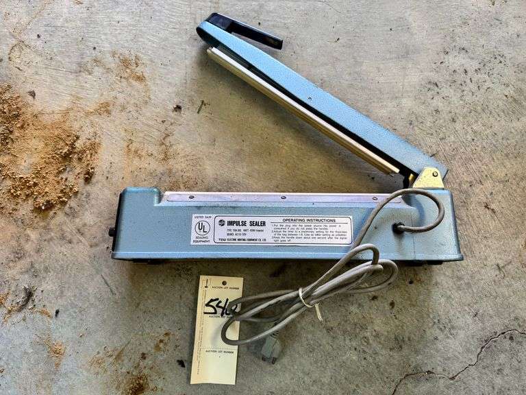 Impulse sealer