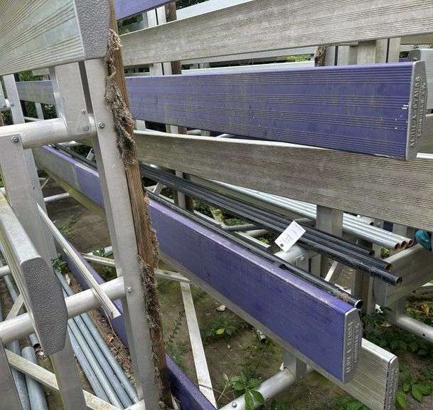 4 rise 21' aluminum bleacher
