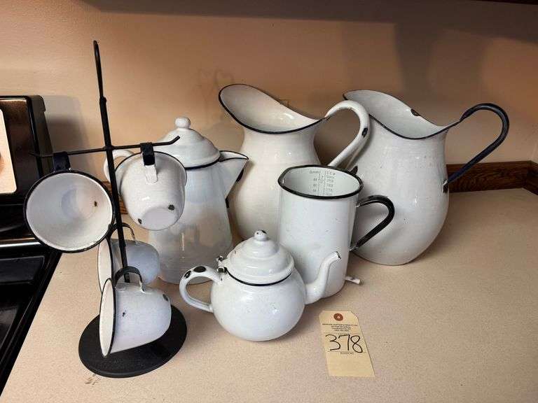 9 pieces of enamelware