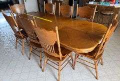 Kitchen table and 8 chairs