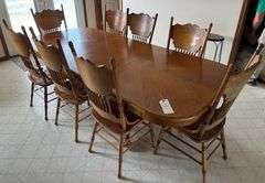 Kitchen table and 8 chairs
