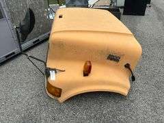 Bus hood for 3800IH