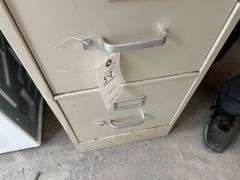 metal 4 drawer & 2 drawer filing cabinet, plastic storage