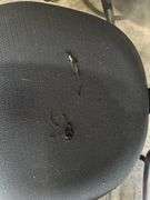 2 hydraulic chairs