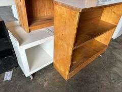 4 Bookshelves