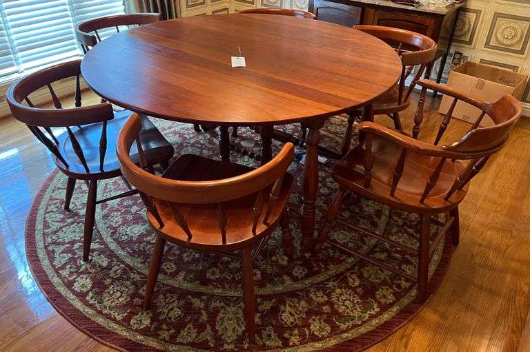 Dining Room Table with 6 Chairs