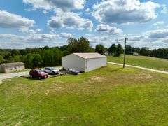 House & 56.764+/- Acres - Tractors, Trucks, & More - Julie Williams Estate & The Late Douglas Williams - Part 3