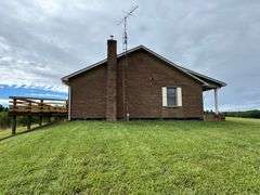 House & 56.764+/- Acres - Tractors, Trucks, & More - Julie Williams Estate & The Late Douglas Williams - Part 3