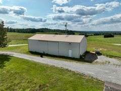 House & 56.764+/- Acres - Tractors, Trucks, & More - Julie Williams Estate & The Late Douglas Williams - Part 3